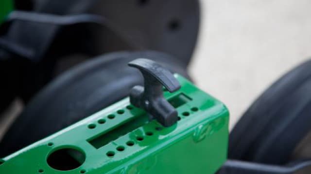 T-handle depth control