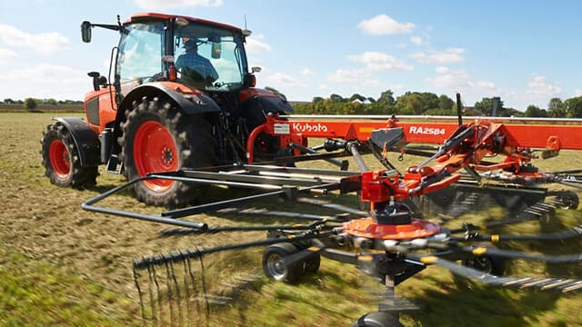 Commande de la cabine du tracteur