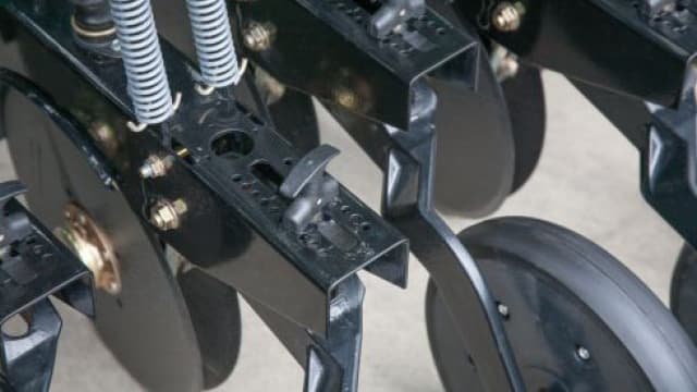 T-handle depth control