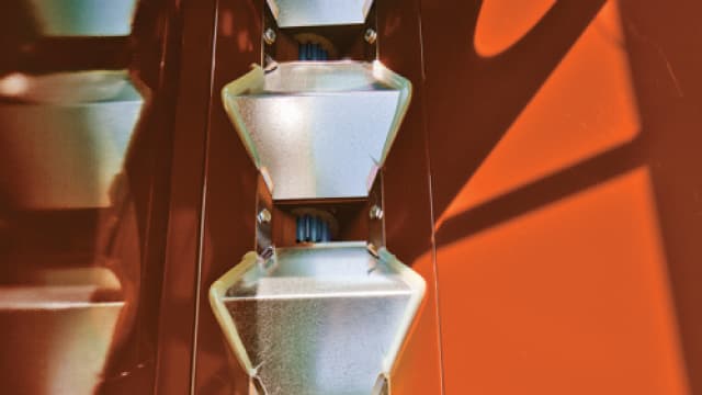 Séparateurs à fond en V