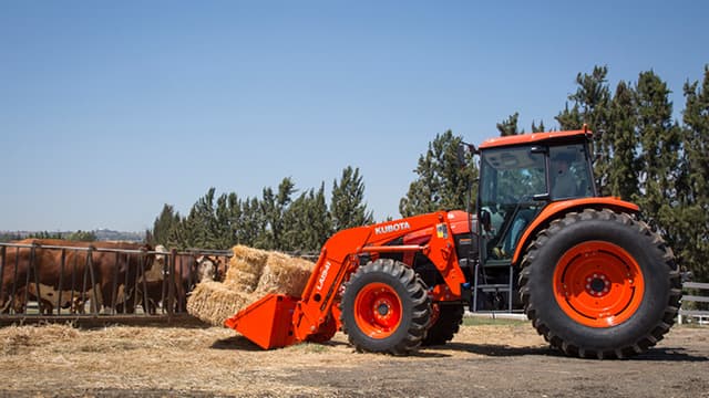 4 cylinders, 3,8 po3, Moteur diesel de Kubota