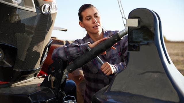 Prise de force et attelage avant en option