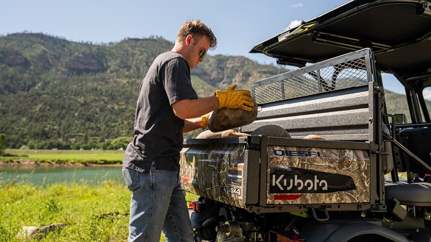 Transportez le tout dans une boîte en acier robuste