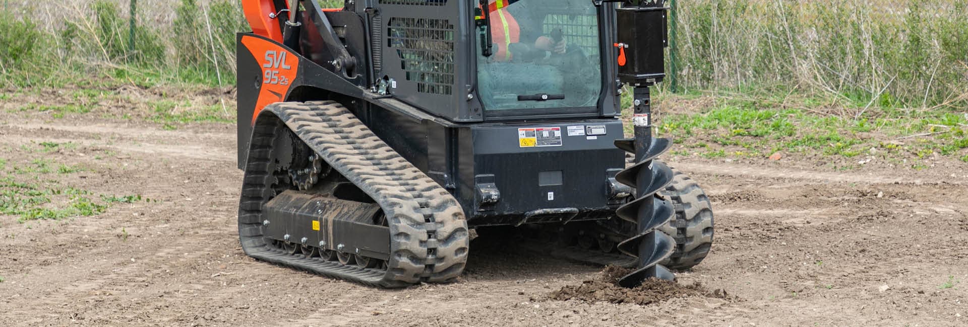 Tarières à poteaux