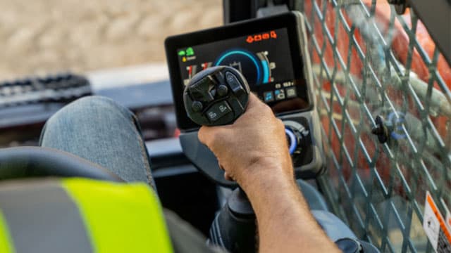 Low effort hydraulics pilot controls