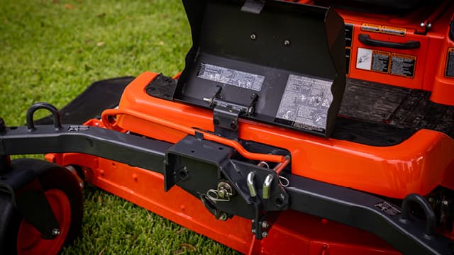 Essieu avant oscillant