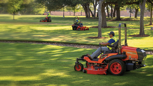 Commercial kubota sales zero turn mowers